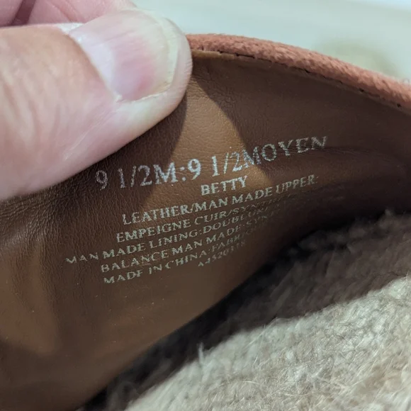 H by Halston "Betty" Peach Coral Orange Suede Slide Sandals Size 9.5 - Picture 12 of 13